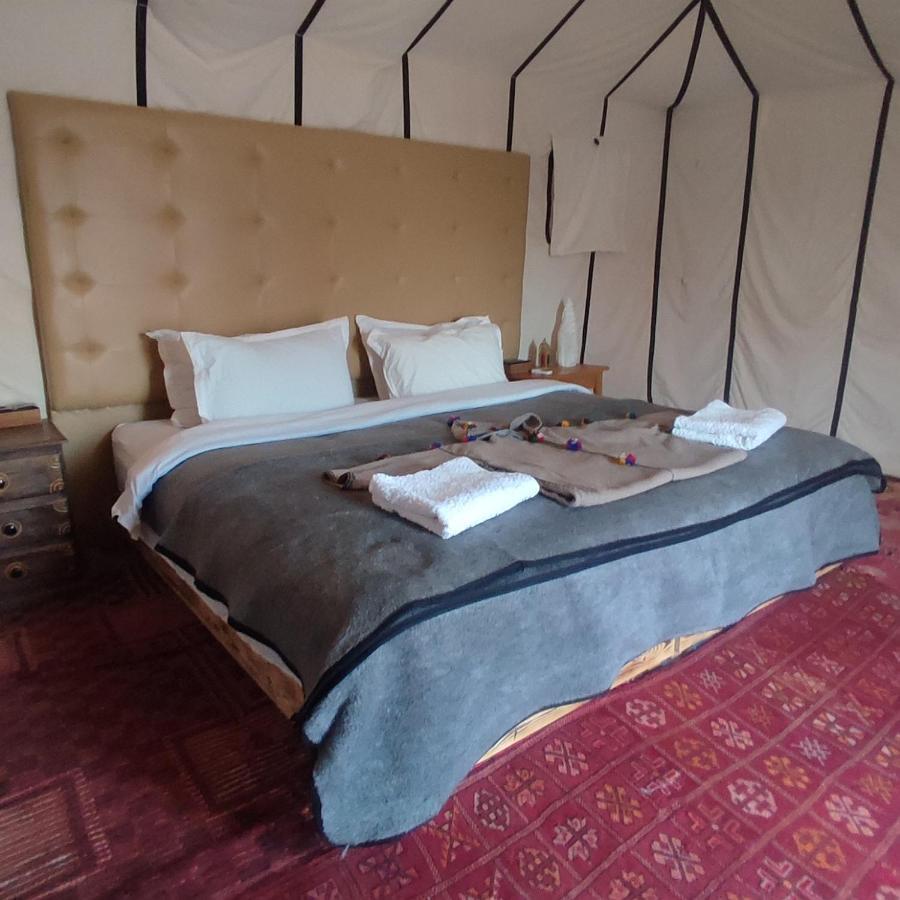 Overnight Luxury Camp Merzouga Bagian luar foto