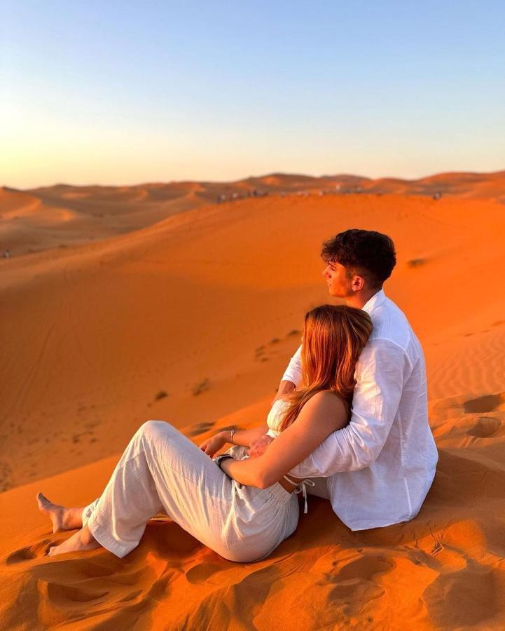 Overnight Luxury Camp Merzouga Bagian luar foto
