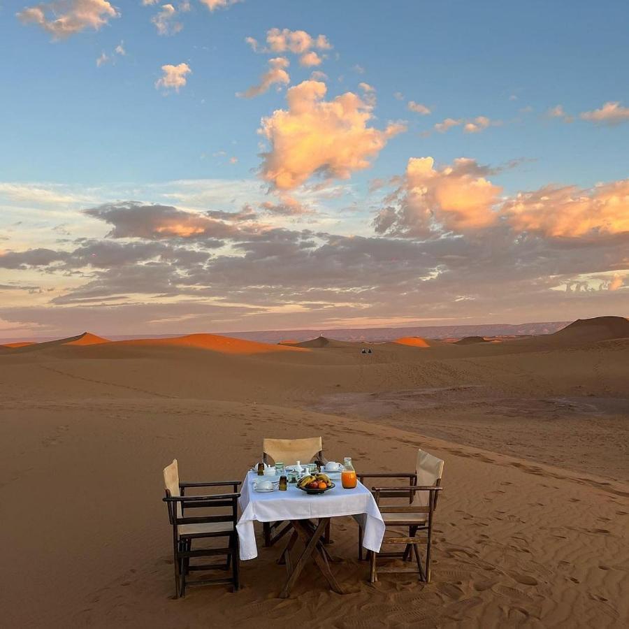 Overnight Luxury Camp Merzouga Bagian luar foto