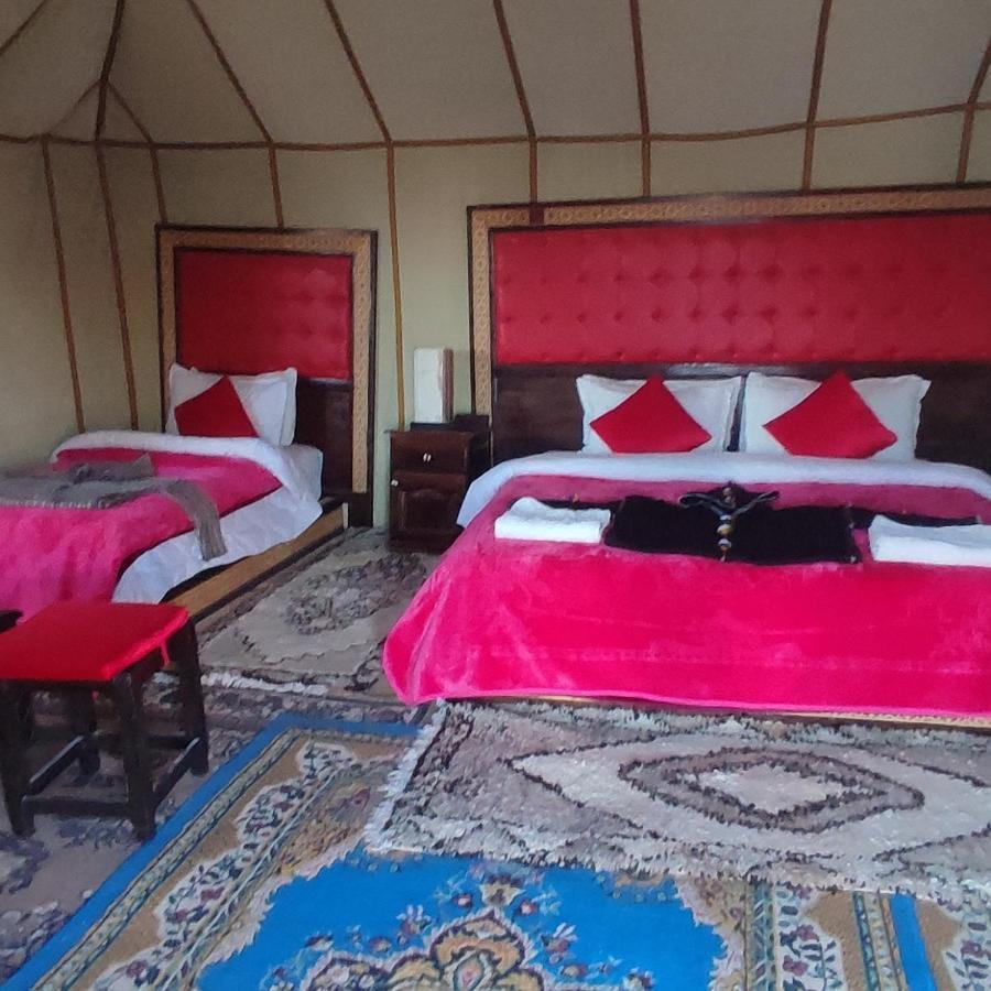 Overnight Luxury Camp Merzouga Bagian luar foto