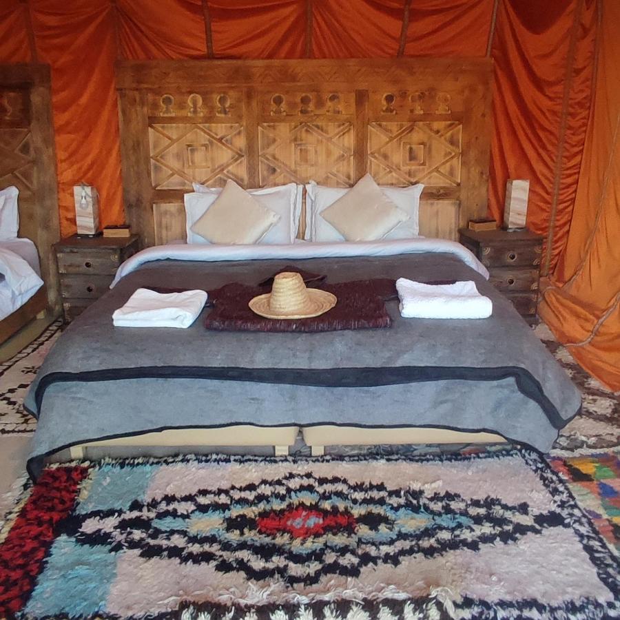 Overnight Luxury Camp Merzouga Bagian luar foto