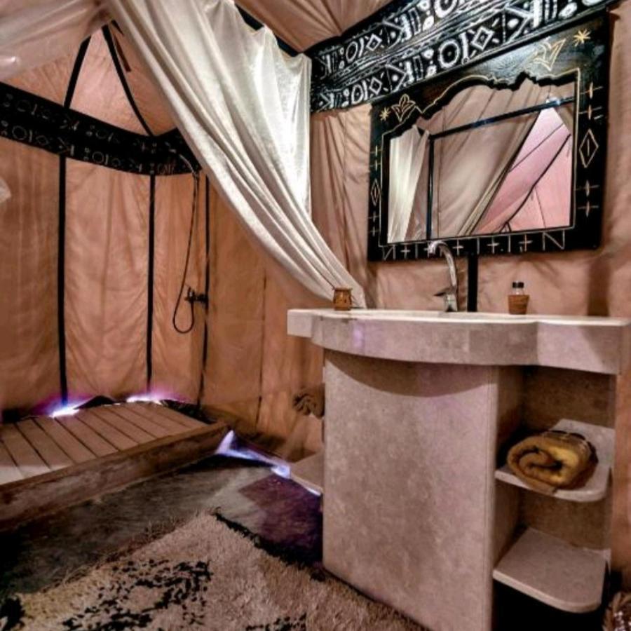 Overnight Luxury Camp Merzouga Bagian luar foto