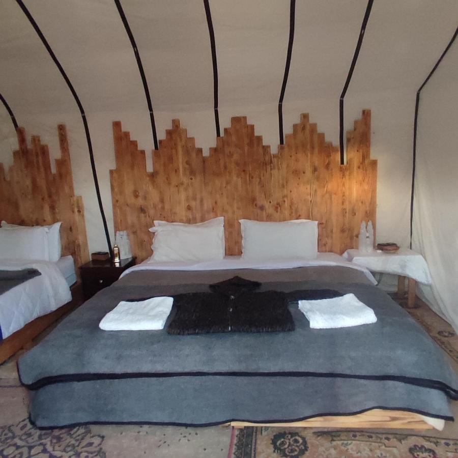 Overnight Luxury Camp Merzouga Bagian luar foto