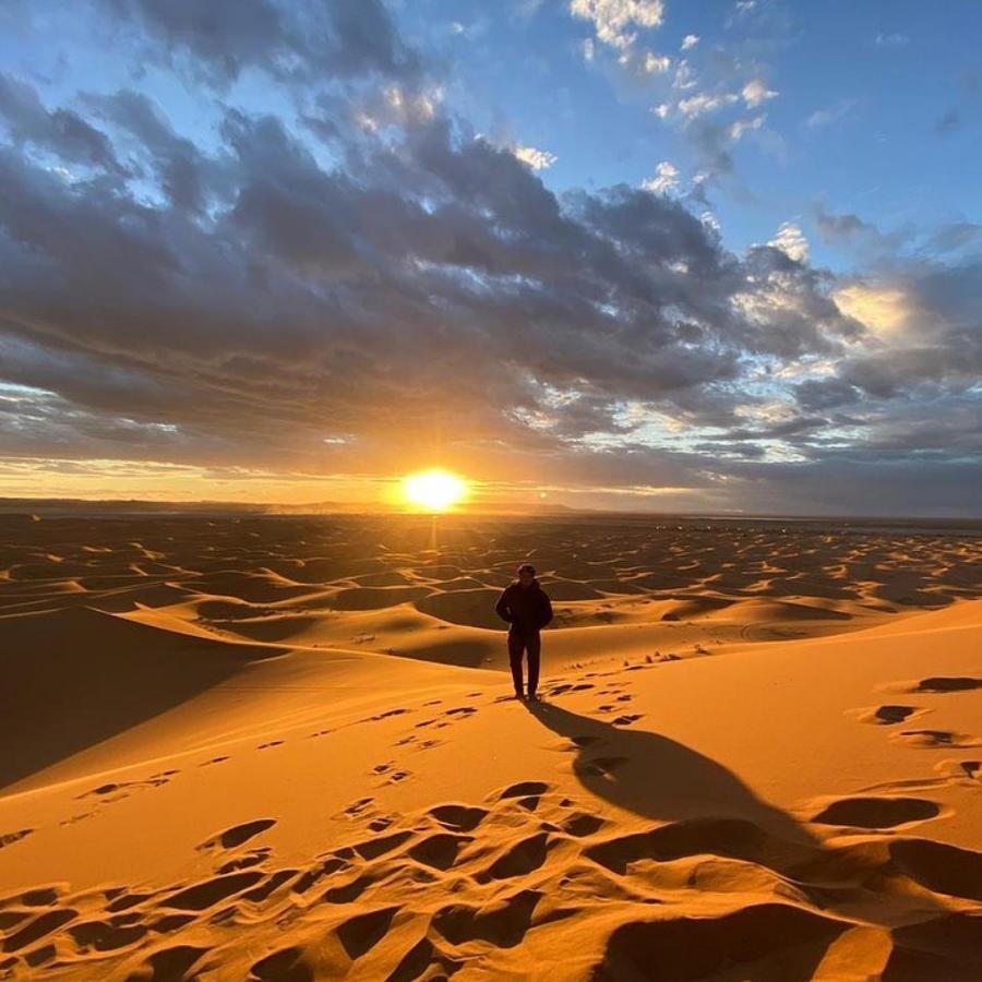 Overnight Luxury Camp Merzouga Bagian luar foto